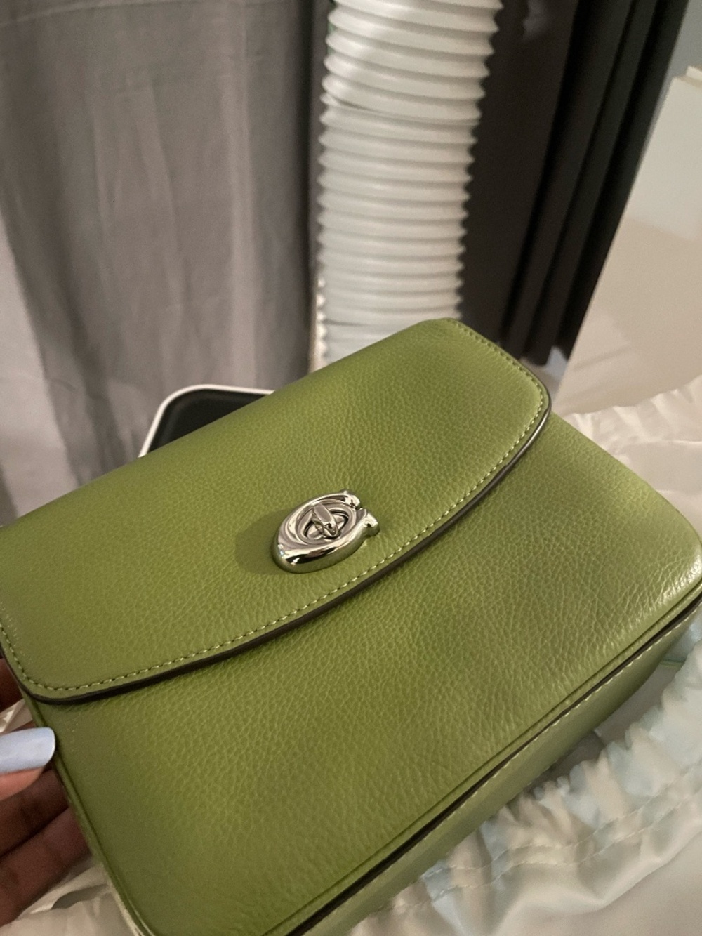 Coach Cassie 19 - Dark Lime